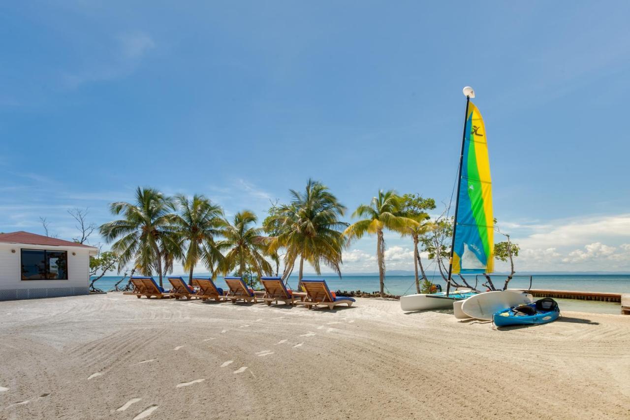 Royal Belize Hotell Thatch Caye Exteriör bild