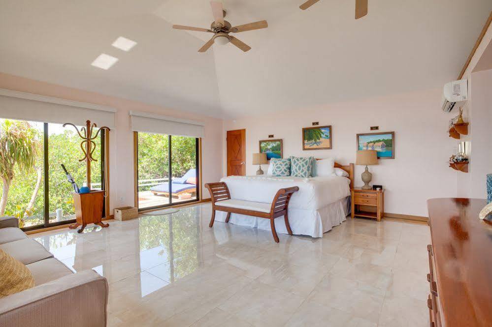 Royal Belize Hotell Thatch Caye Exteriör bild