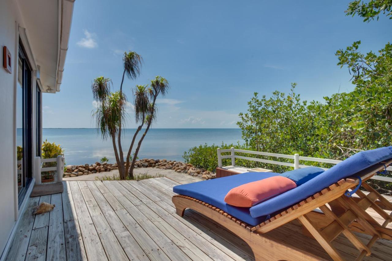 Royal Belize Hotell Thatch Caye Exteriör bild