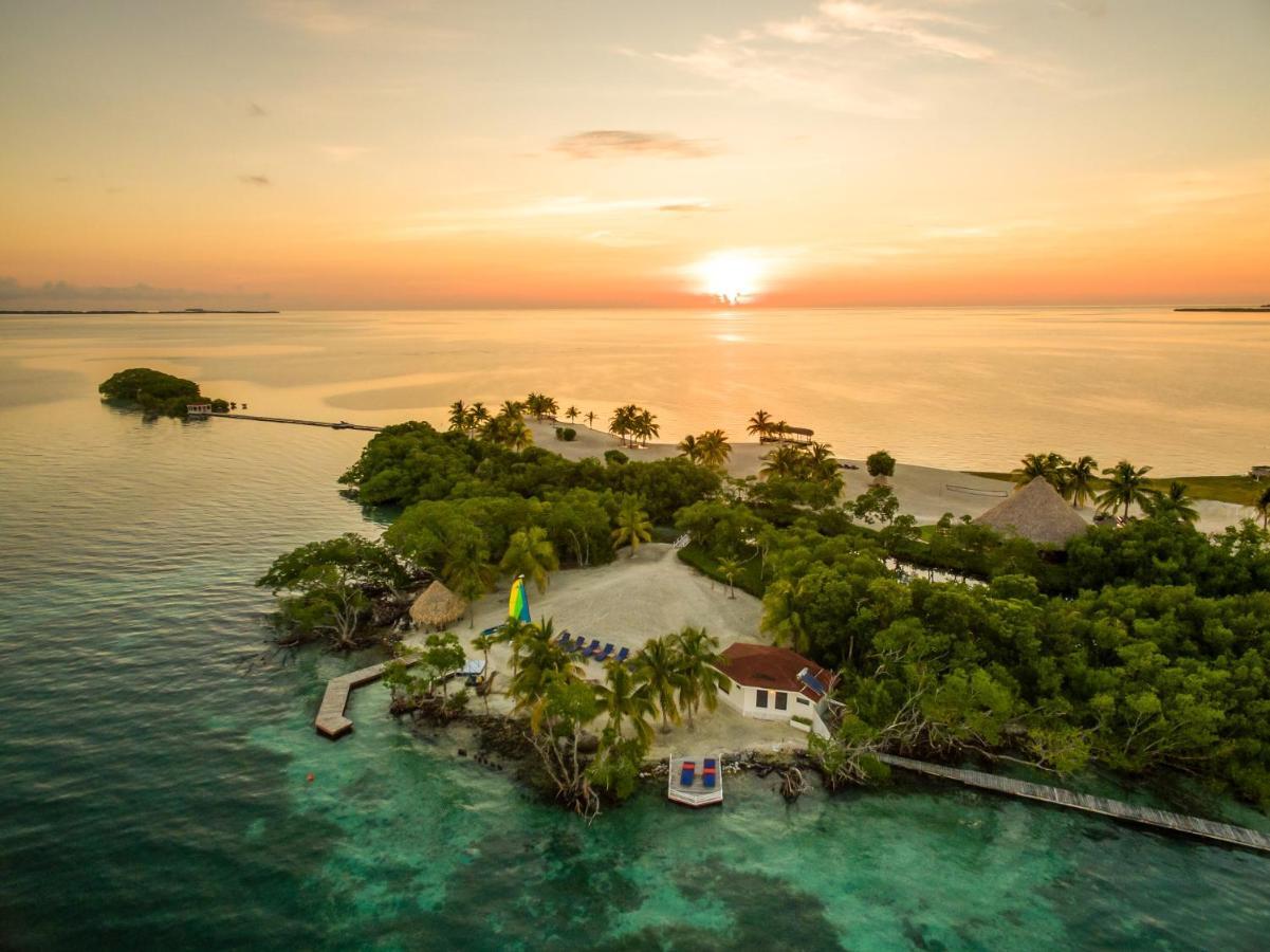 Royal Belize Hotell Thatch Caye Exteriör bild